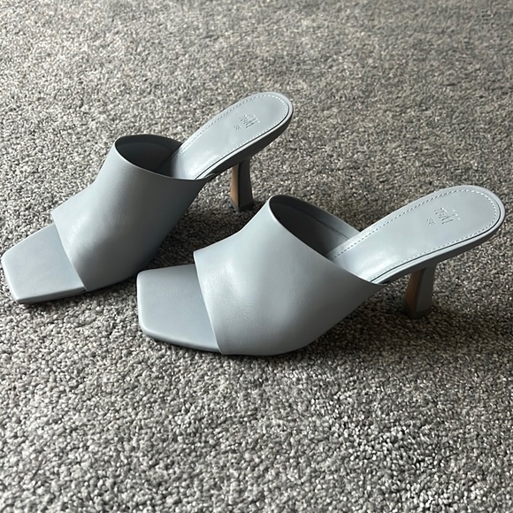 H&M Leather Slides - Picture 1 of 1